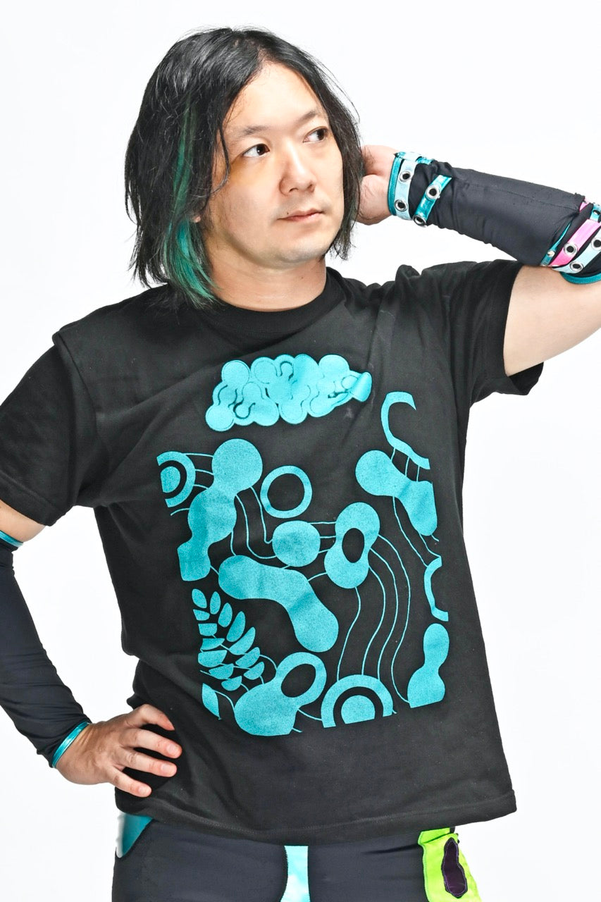 本田アユム　新Tシャツ